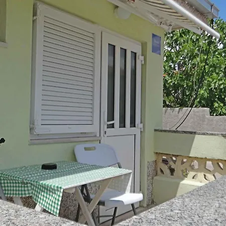 Apartment In Krk - Insel Krk 51046